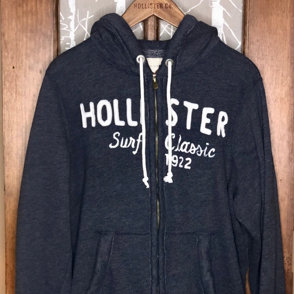 hollister zip up sweater